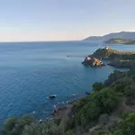Agasi Piscina E Vista Mare *