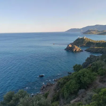 Agasi Piscina E Vista Mare *